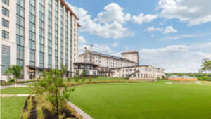 Exterior_omni-barton-creek-resort-and-spa-exterior-1