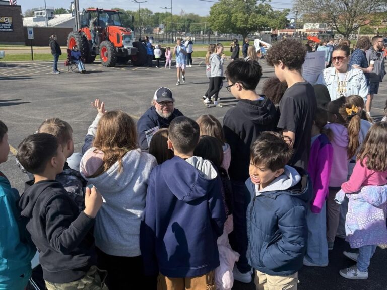 Student Led, Community Powered: Farmapalooza in Sterling, Illinois